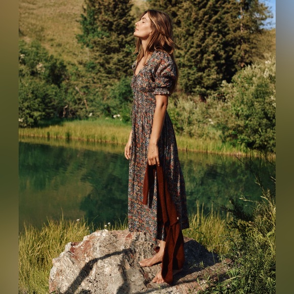 ✨SOLD✨ 🖤 - Picture 1 of 3